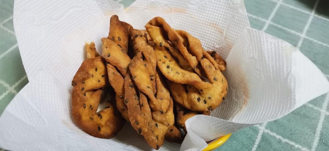 酥脆排叉（老家叫炸馓子，附详细教程）