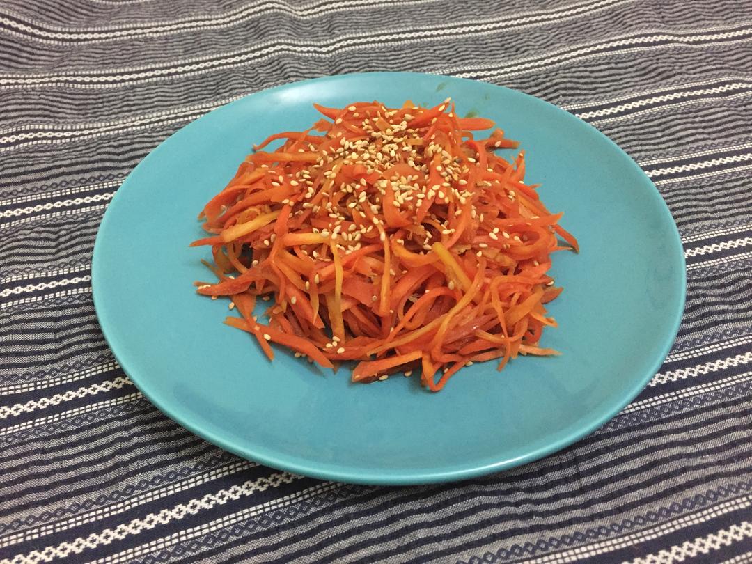 《昨日的美食》之韩式凉拌胡萝卜