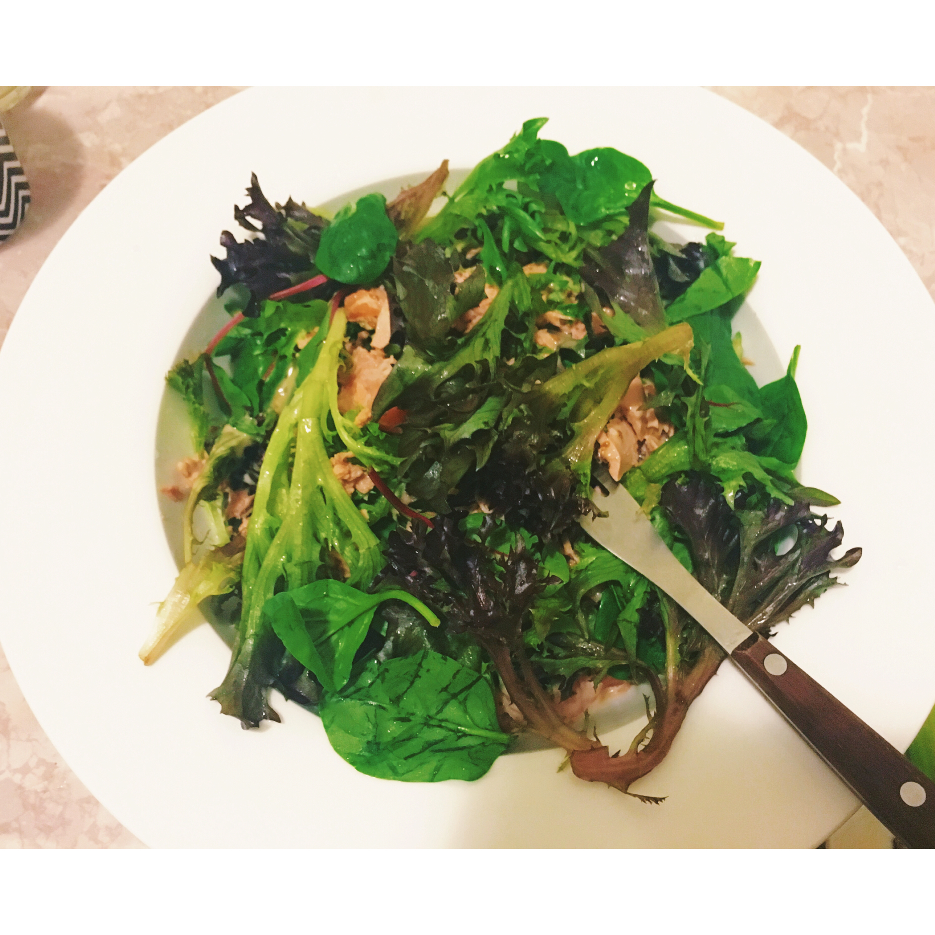 超简单三文鱼色拉