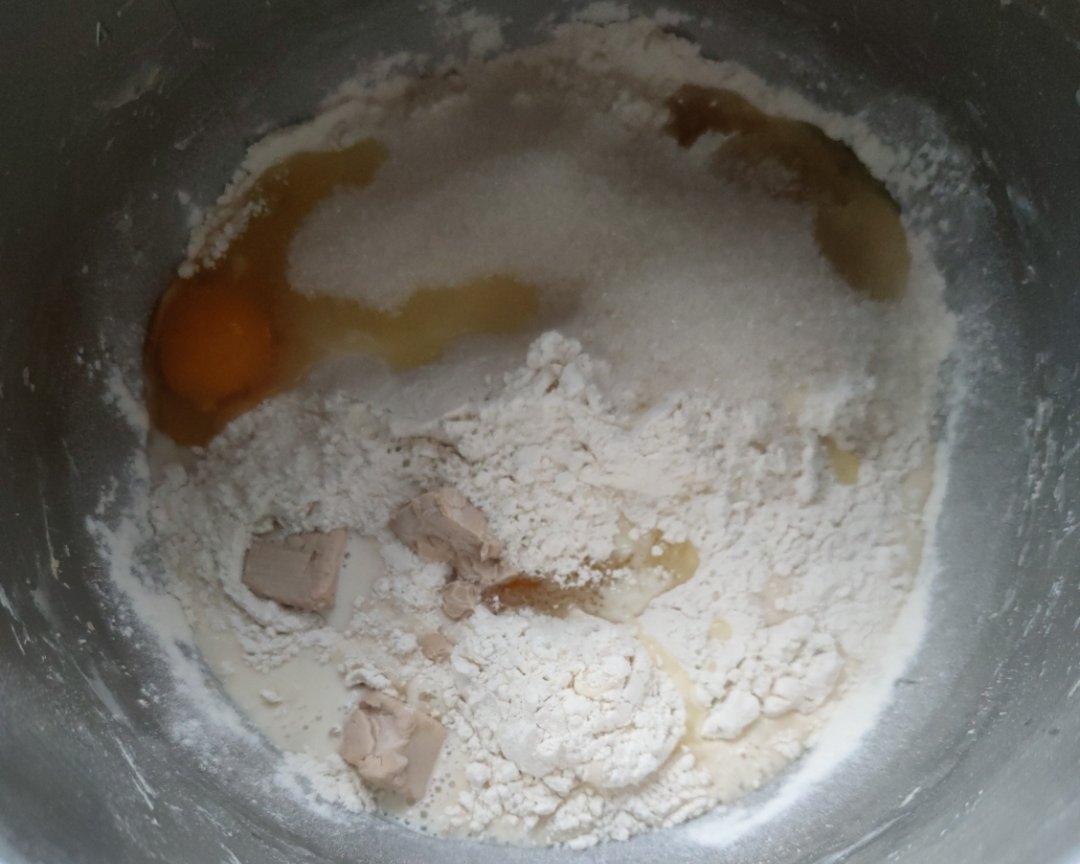 纯奶手撕吐司的做法 步骤1