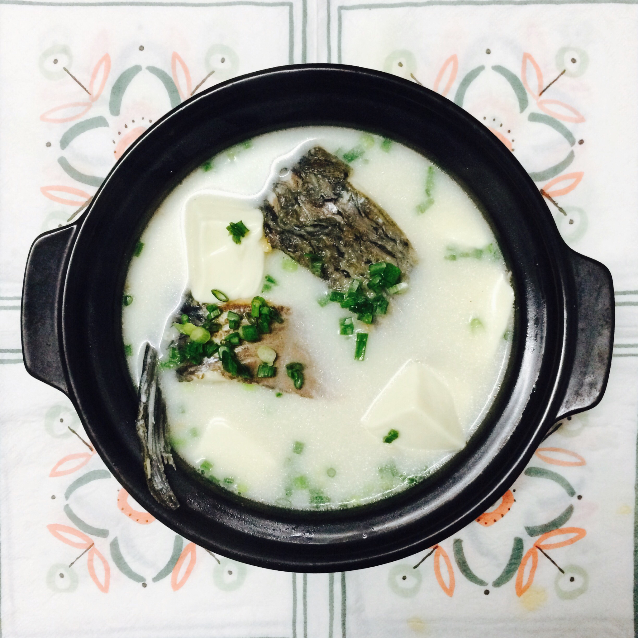 奶白鲫鱼汤