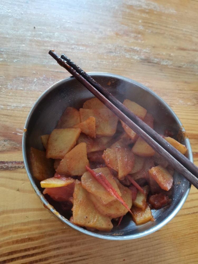 土豆炒蕃茄 出奇不意的美味