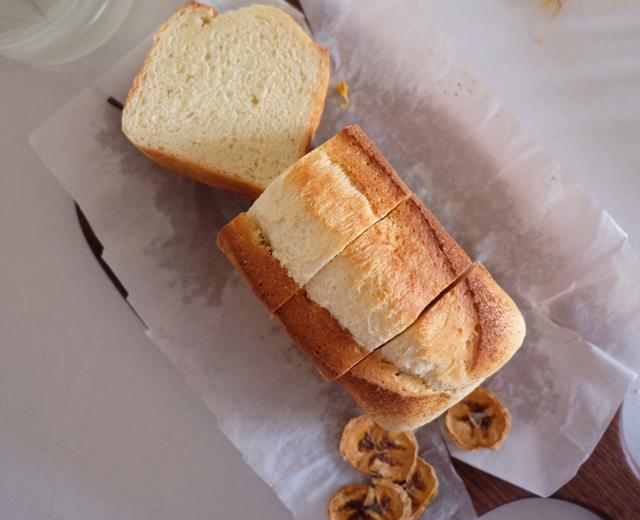 迷人的香蕉面包-小美版的做法