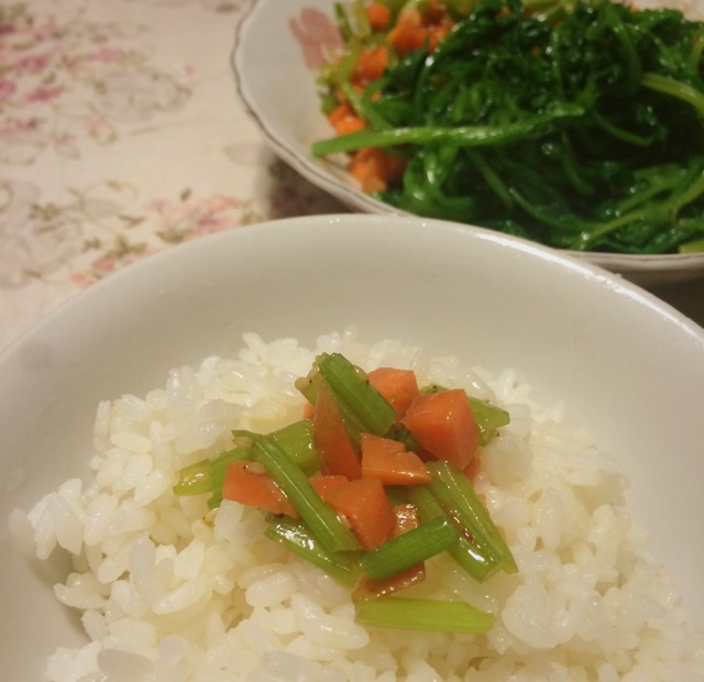芹菜胡萝卜碎