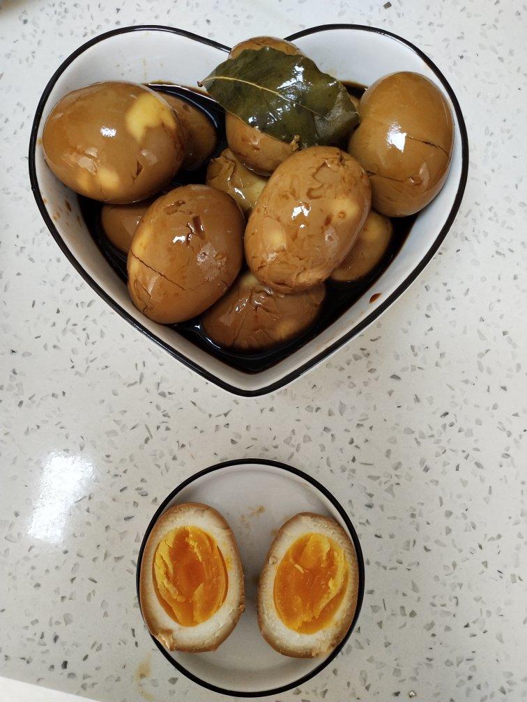 溏心卤蛋