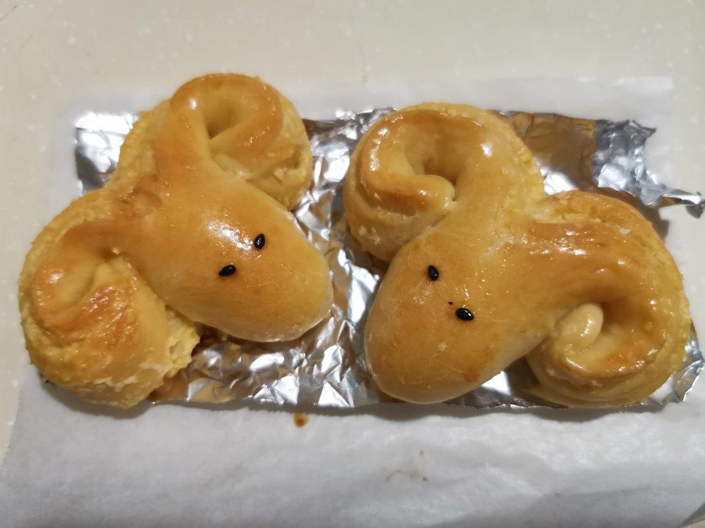 椰蓉白羊座面包