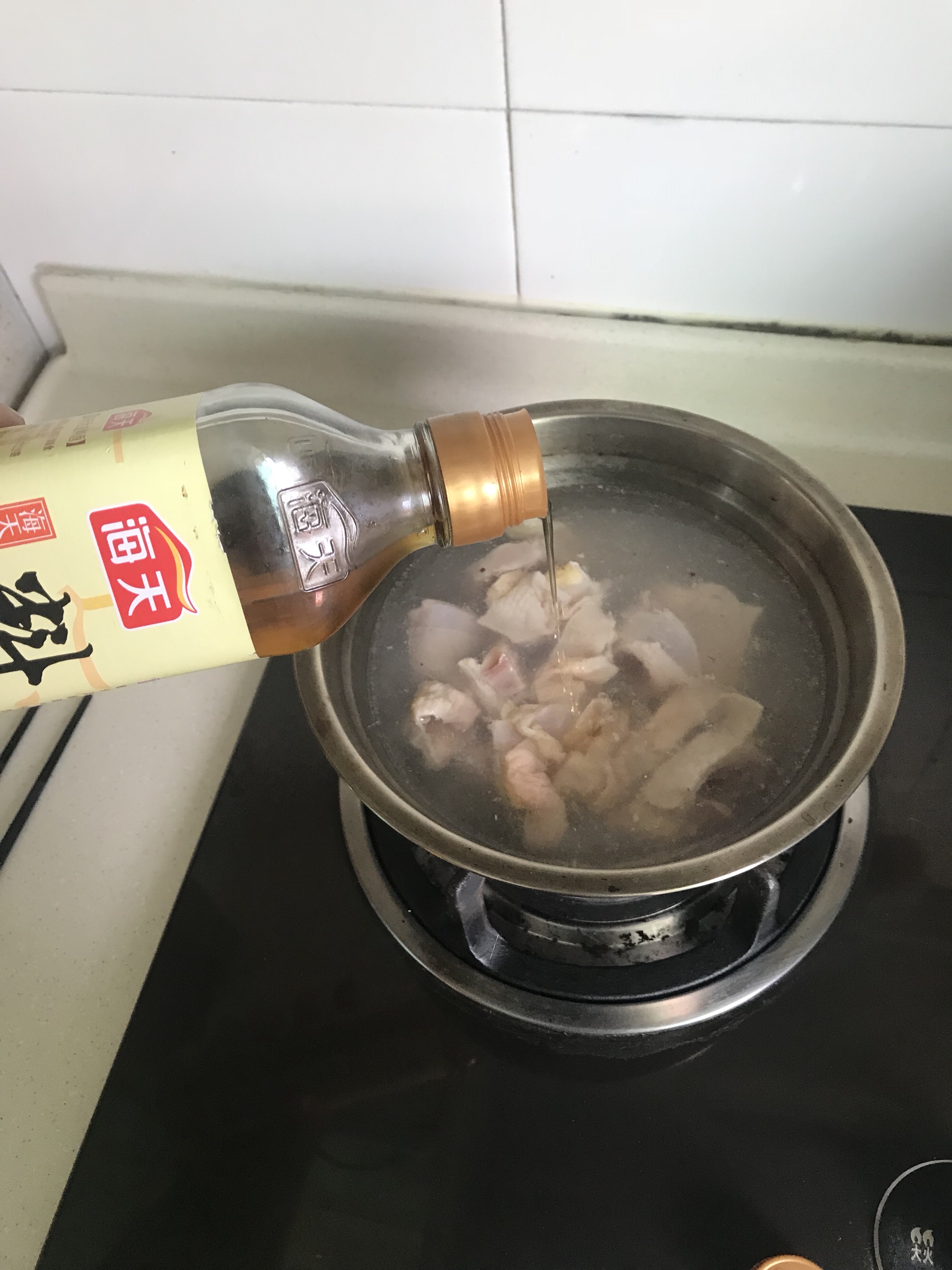 广东靓汤—土鸡炖虫草花的做法 步骤7