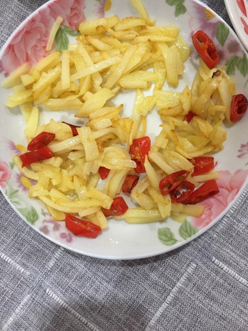 红辣椒炒土豆丝
