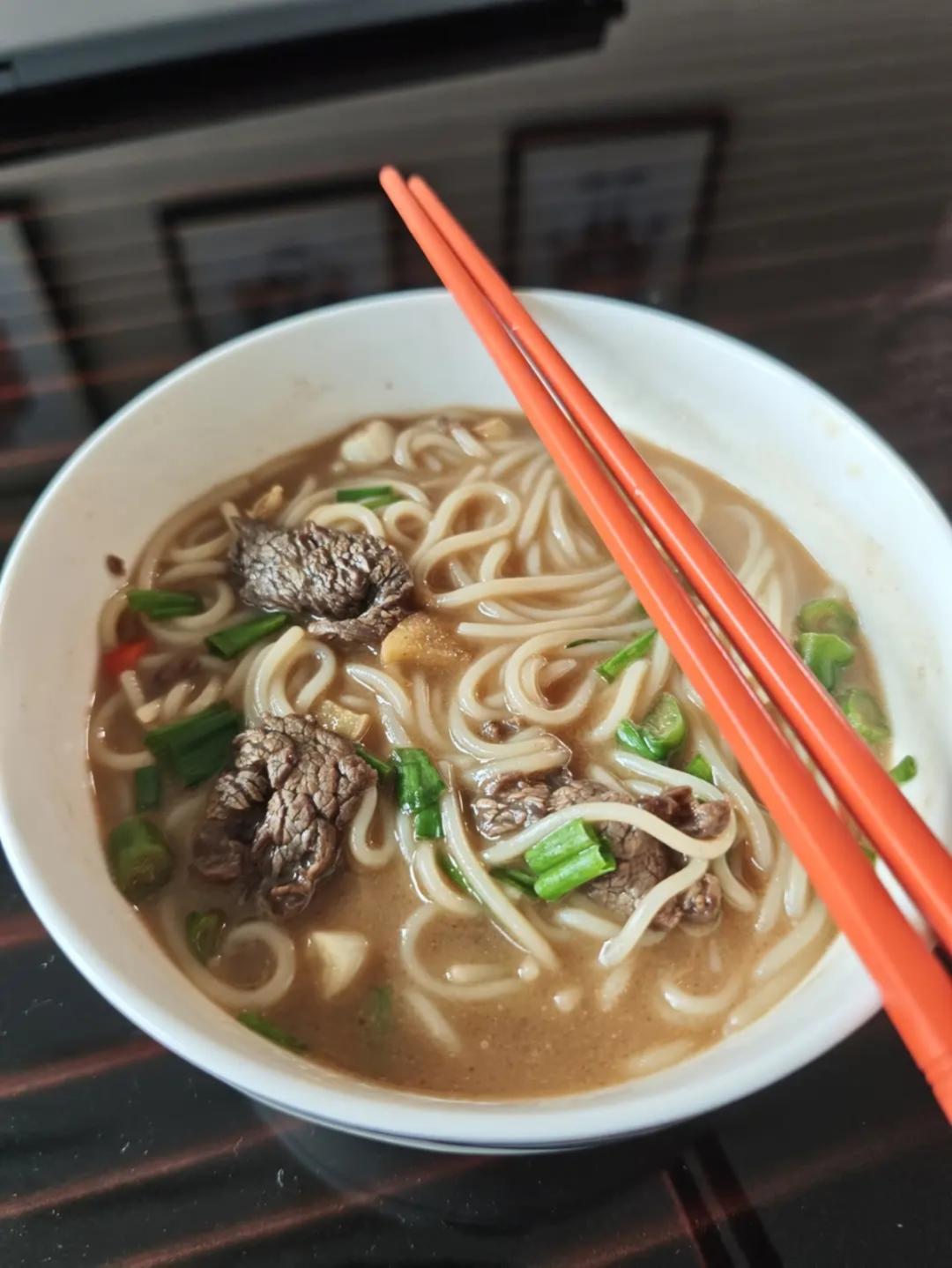 简单好吃的早餐牛肉汤粉！不好吃算我输！