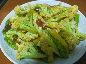 家庭版干锅花菜的做法 步骤6