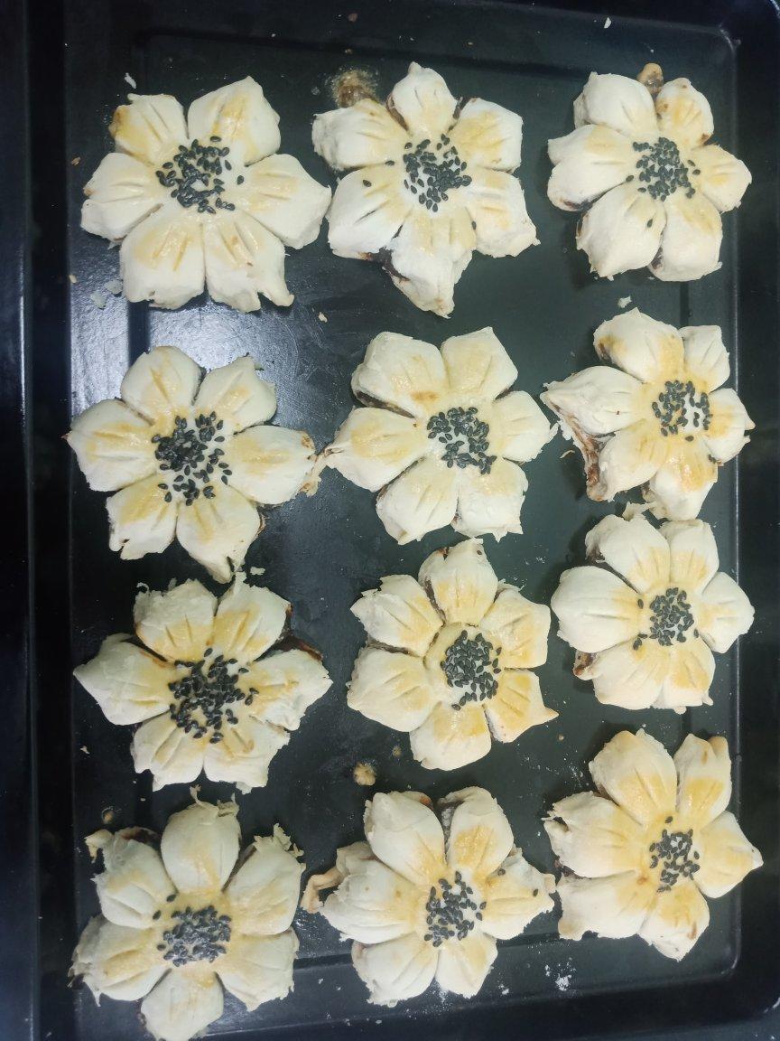 枣泥菊花酥