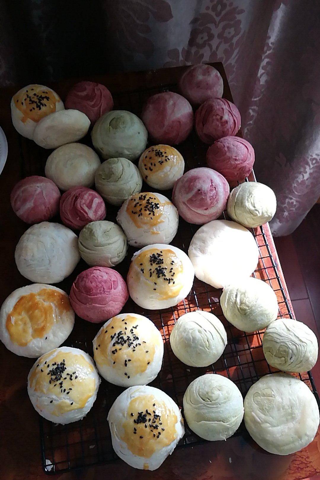蛋黄酥~紫薯、抹茶、原味~花好月圆，中秋快乐~内附一次做六色蛋黄酥方法~