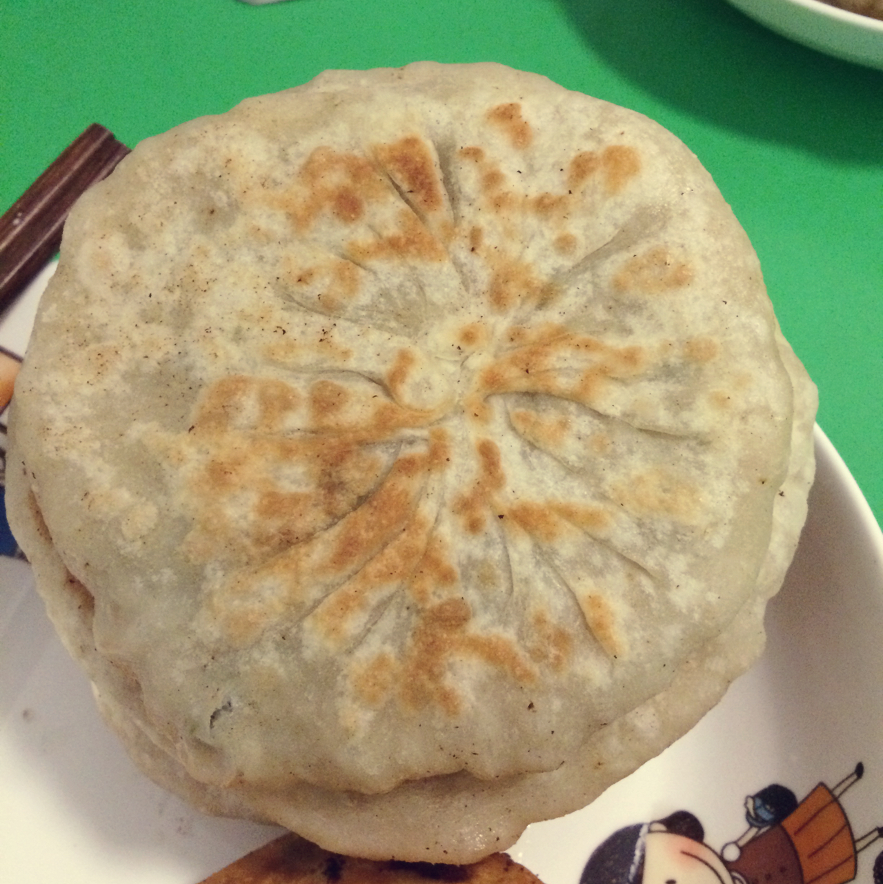 韭菜鸡蛋馅饼