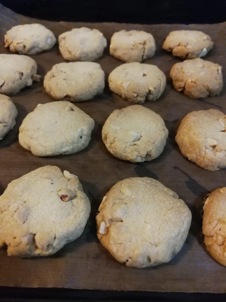 美味花生小小酥