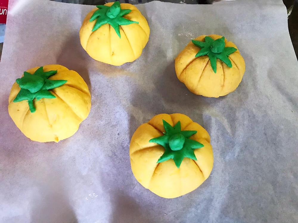 维尼小熊卡通馒头（南瓜馒头）