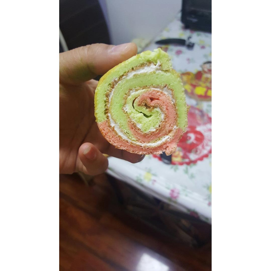 奶牛蛋糕卷+长颈鹿蛋糕卷