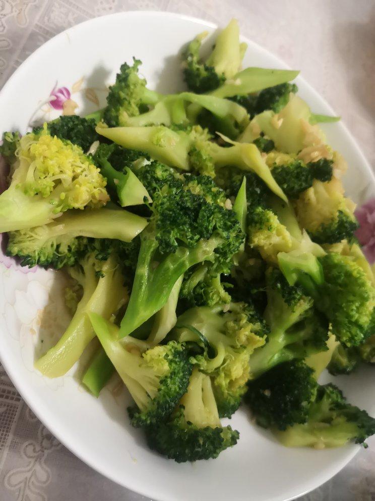 娃爱吃的清炒西兰花🥦