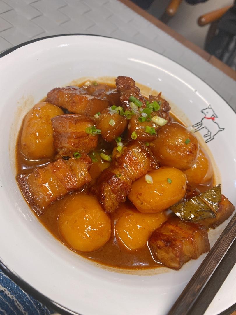 堂妈小厨——小土豆红烧肉
