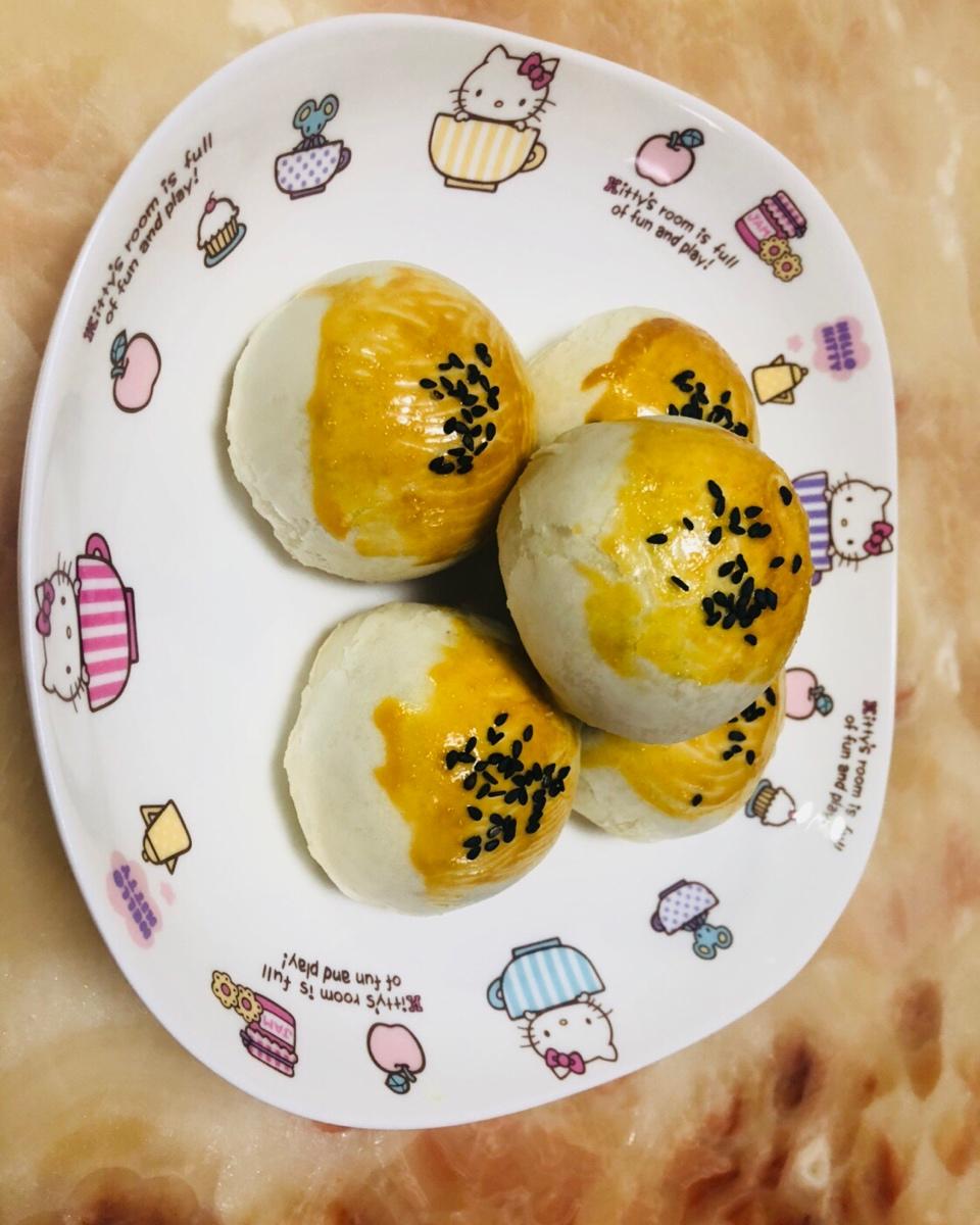 蛋黄酥