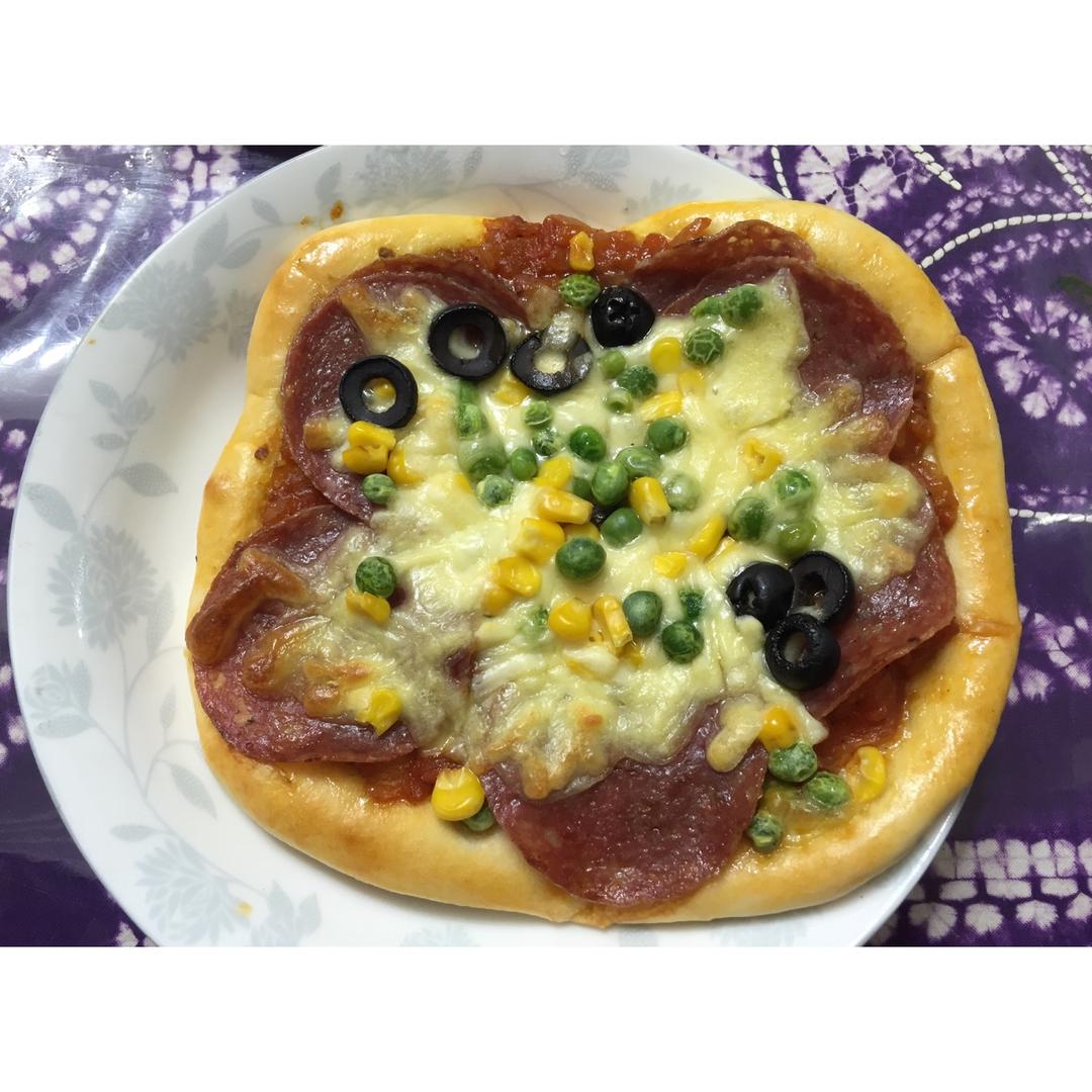 油浸小番茄萨拉米肠脆饼披萨(爆浆口感)