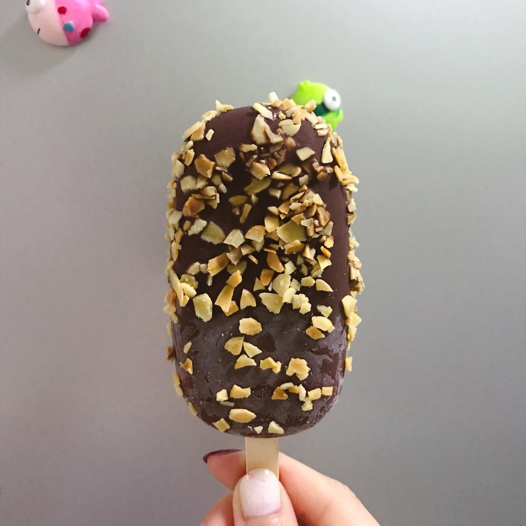 小猪二做的巧克力黑森林雪糕