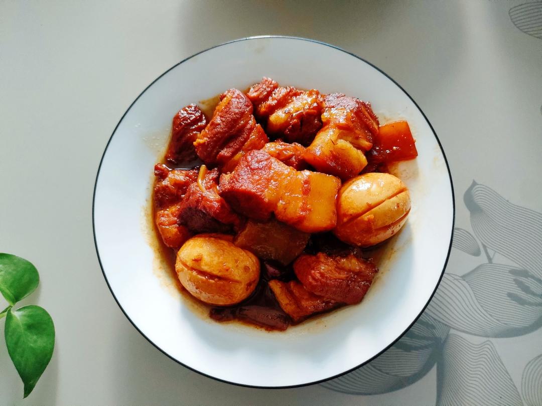 五花肉卤蛋