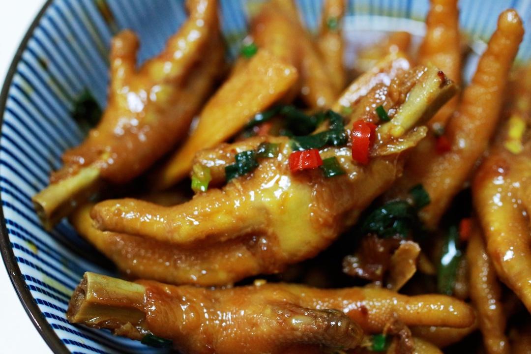 “销魂”卤鸡爪