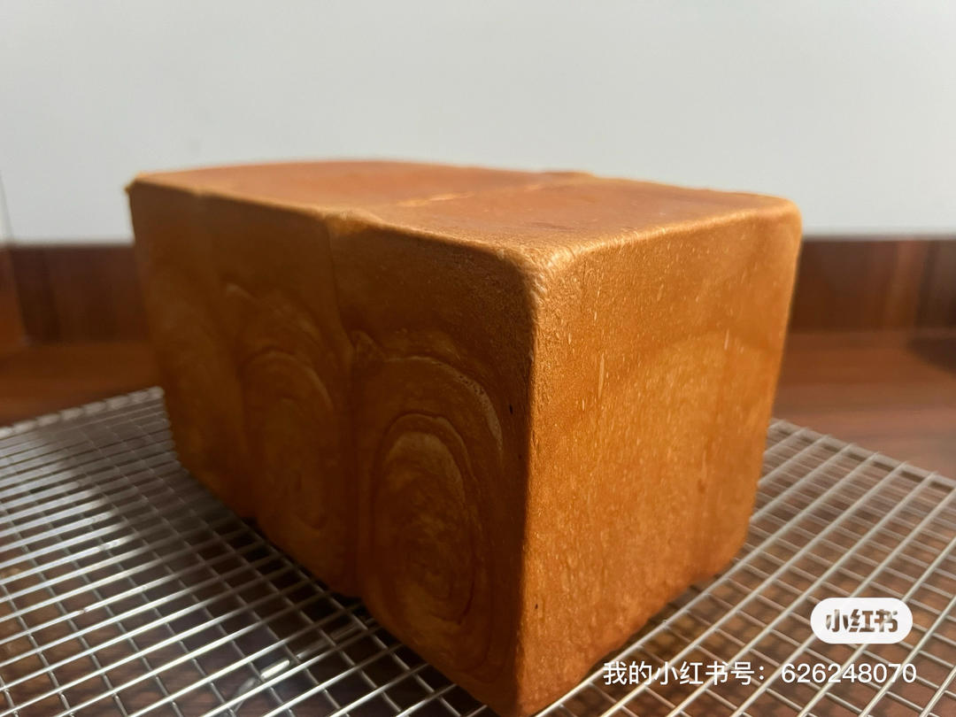 吐司，奶香手撕面包，超级香浓