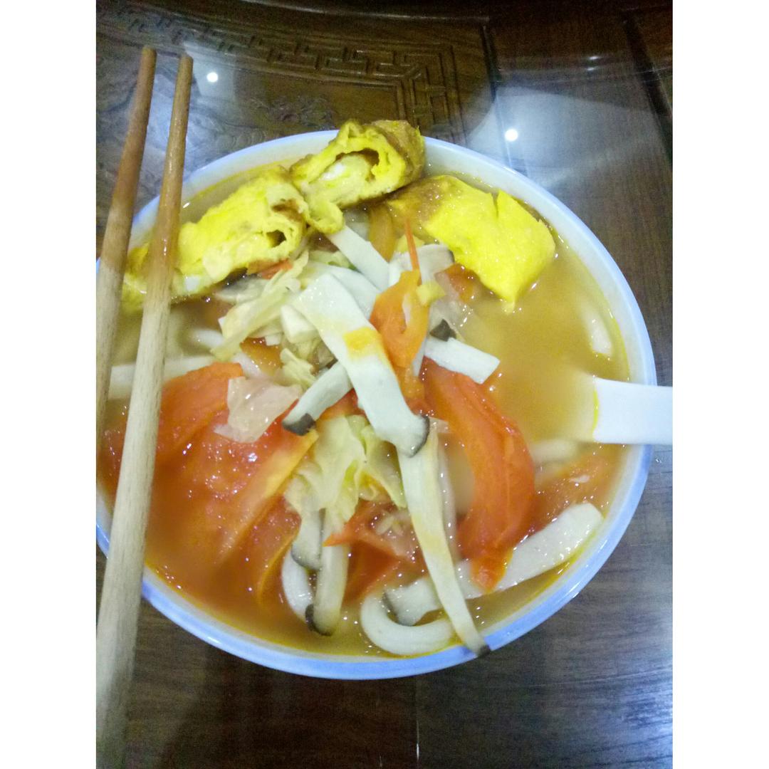 番茄蘑菇面