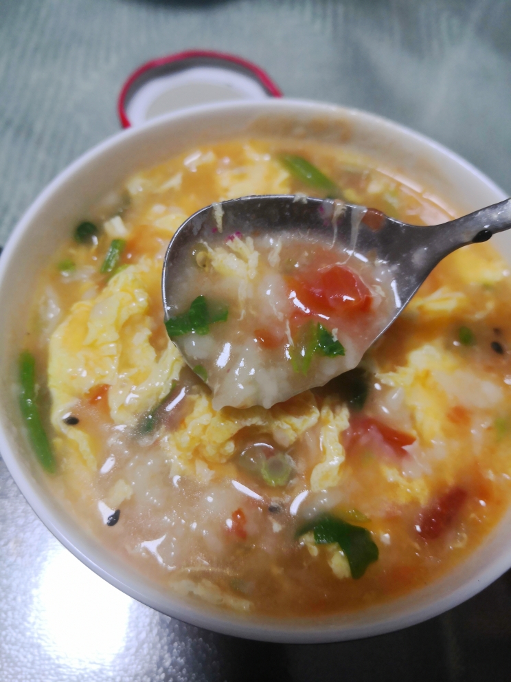 西红柿鸡蛋面疙瘩汤的做法