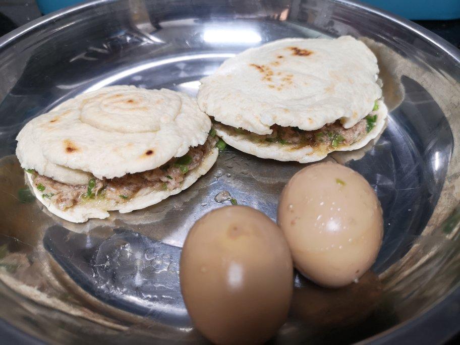 肉夹馍（肉+馍的做法）