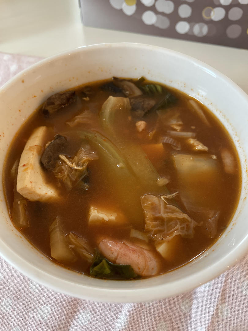 韩式泡菜豆腐锅/辣白菜豆腐汤