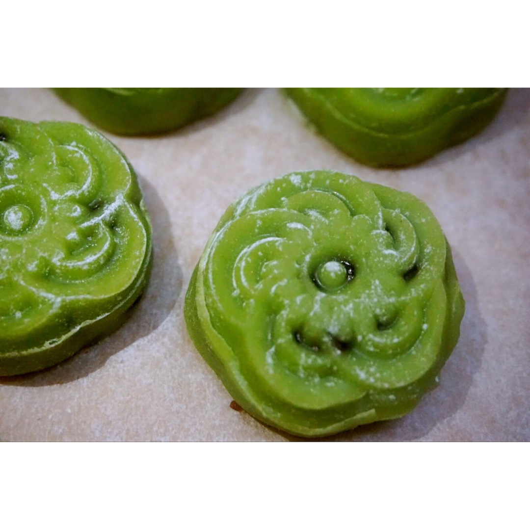 冰皮豆沙月饼