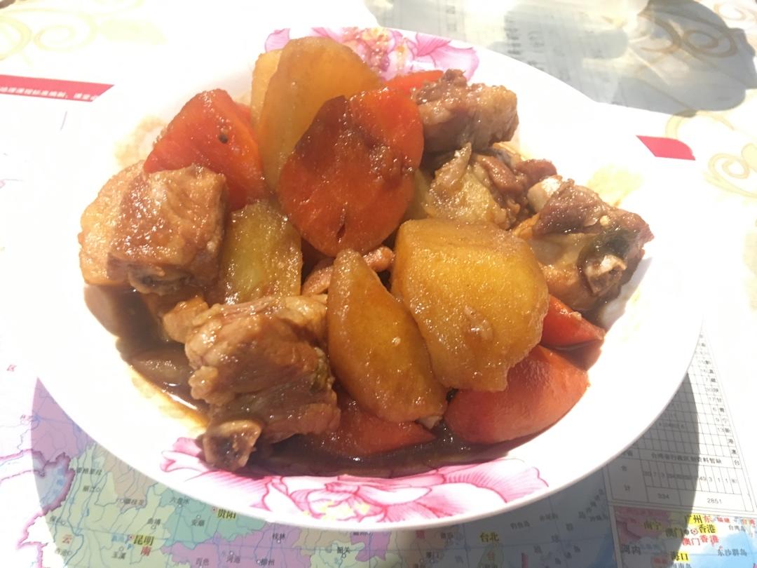 排骨炖土豆