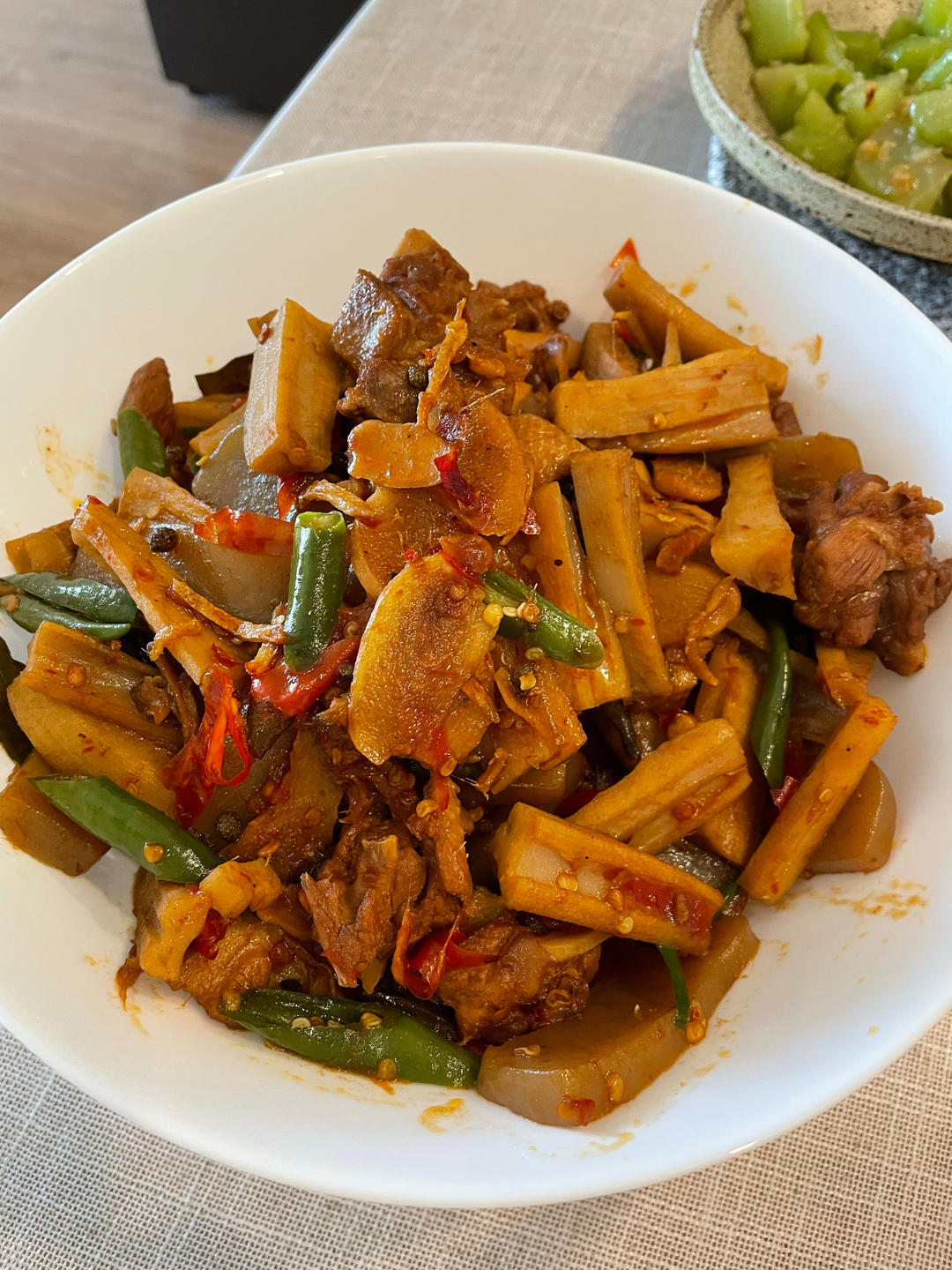 魔芋烧鸭（好吃到汤都不忍倒掉）