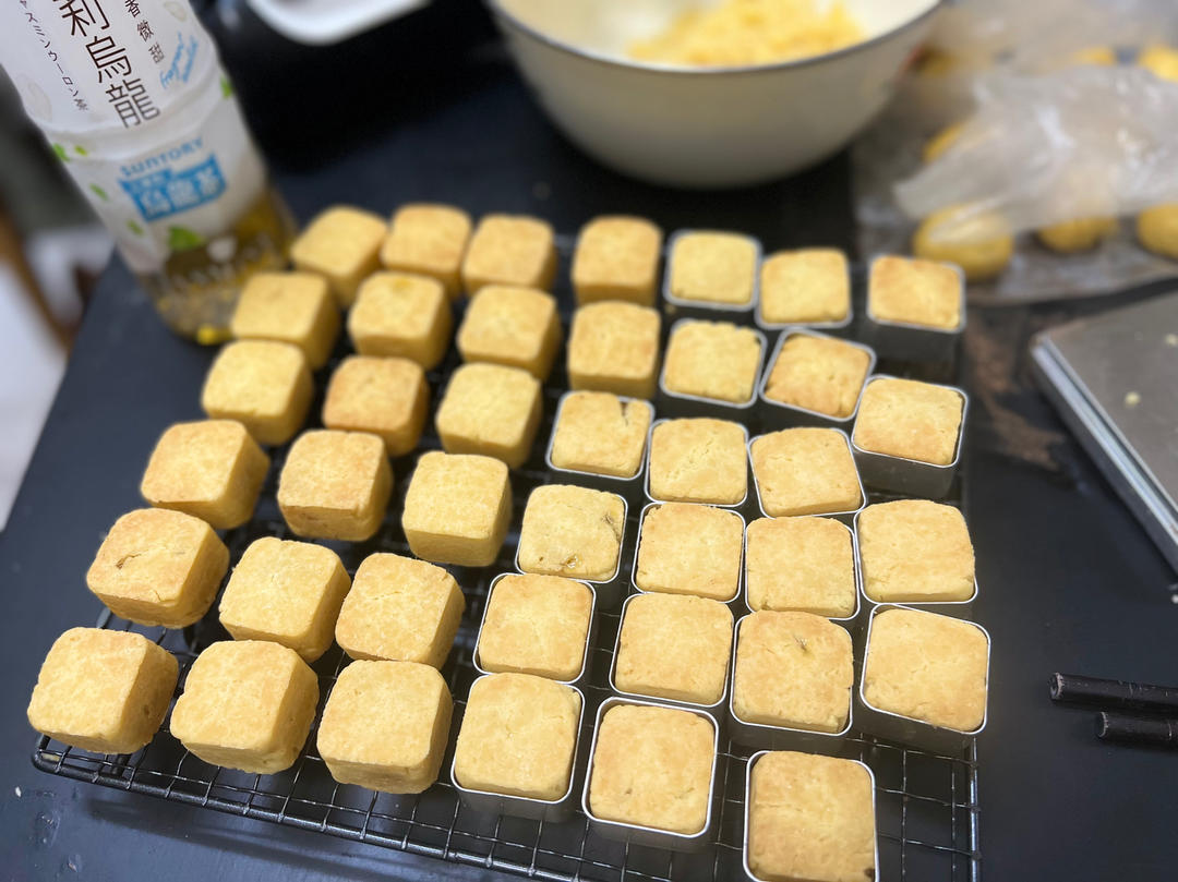 好吃到爆的凤梨酥 - 没有冬瓜，不是菠萝，就是真凤梨酥！
