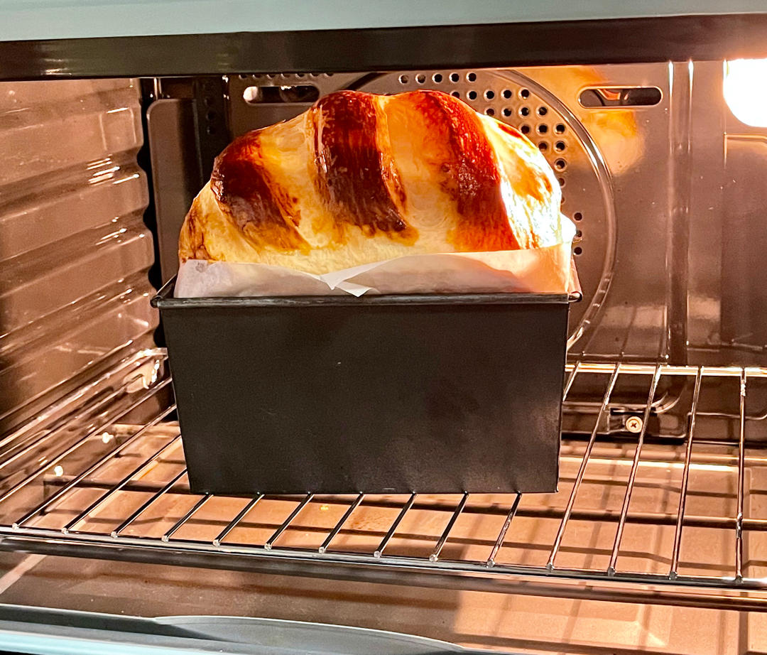 低筋面粉版奥地利小胡的奶香面包