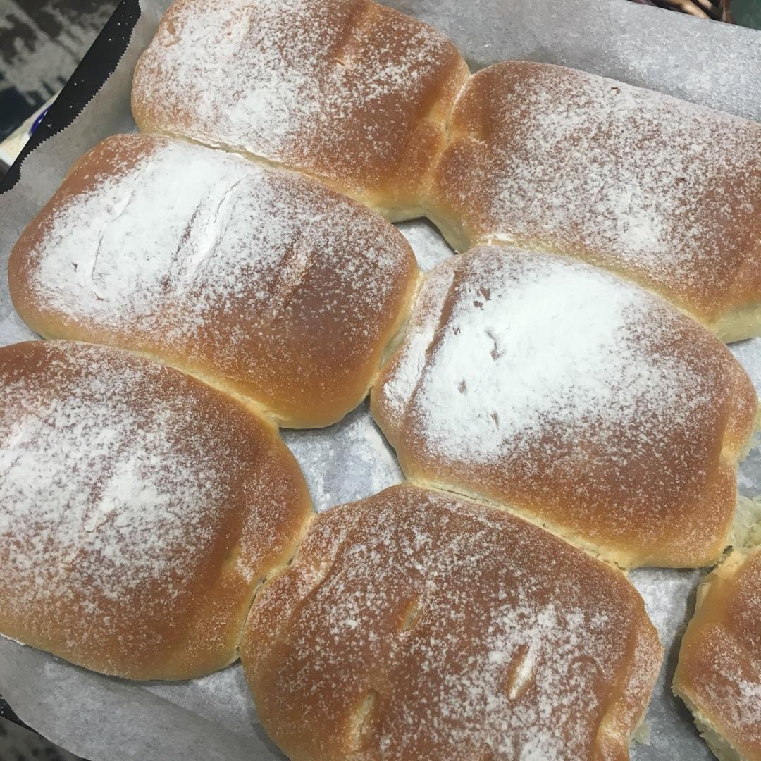 软到不知所措的牛奶卷