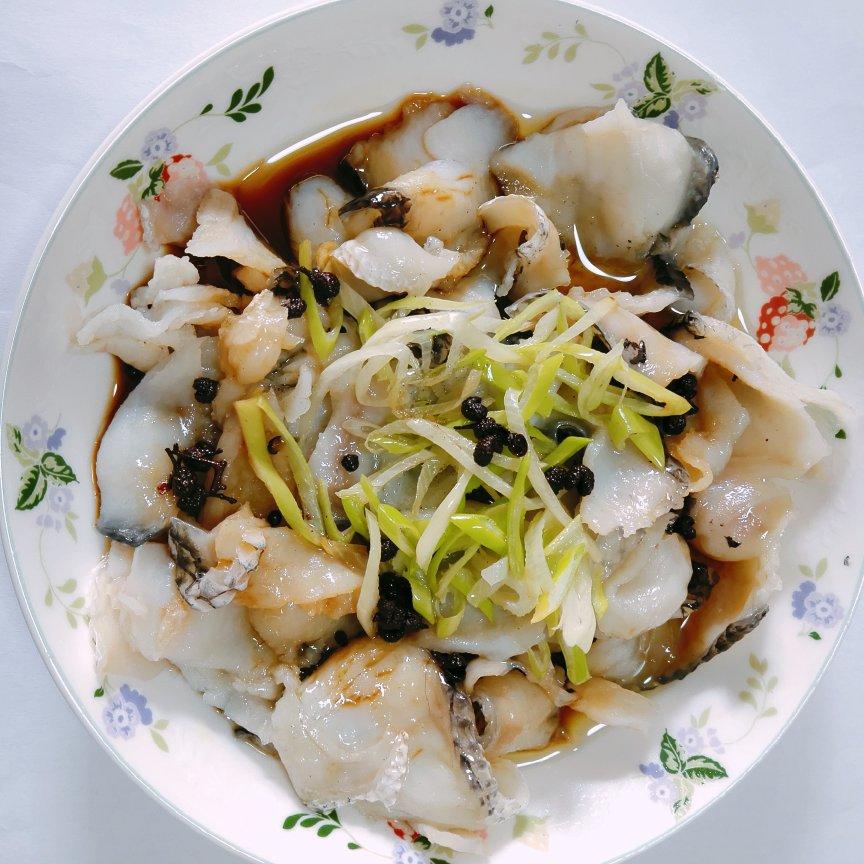 葱油黑鱼片