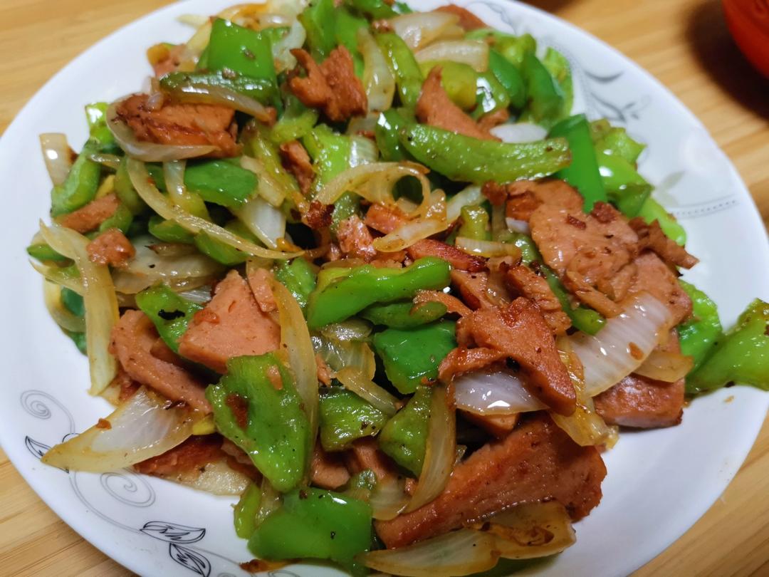 幸福感飙升的炒午餐肉