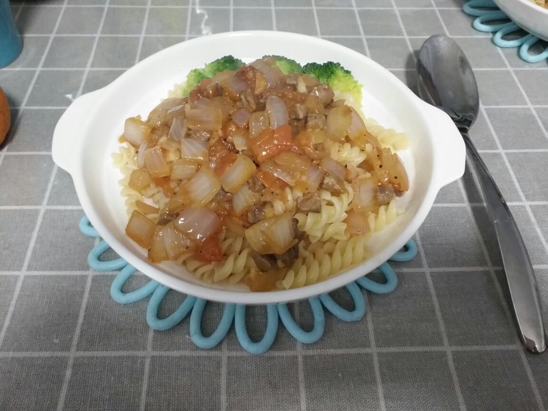 番茄肉酱通心粉