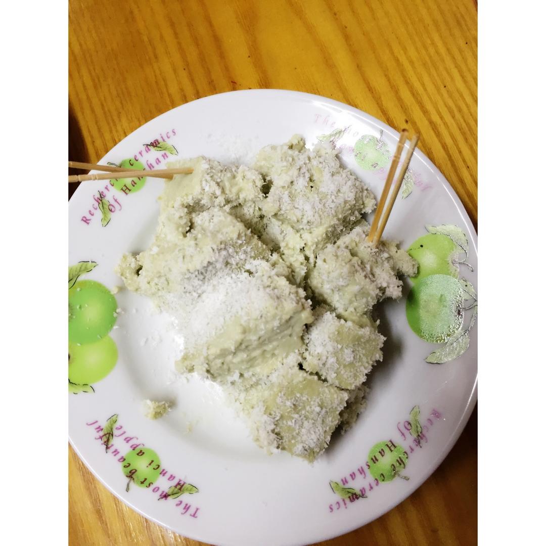 85度C 》椰丝牛奶小方
