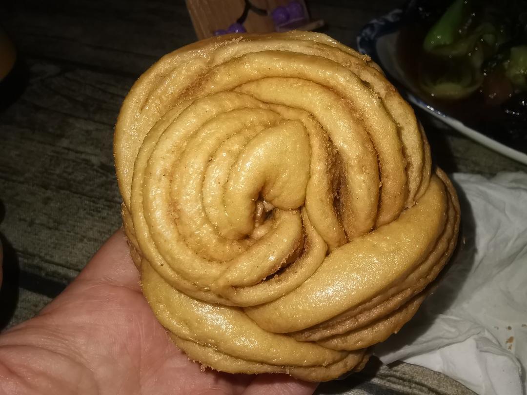 手把手教你蒸既简单又好看又好吃的花花朵🌺花卷（动图图解，一次发酵）