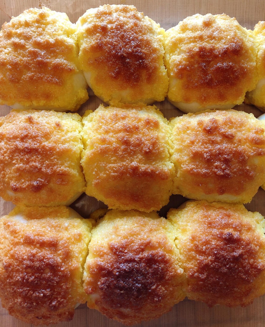 一次发酵同样松软的椰蓉小面包