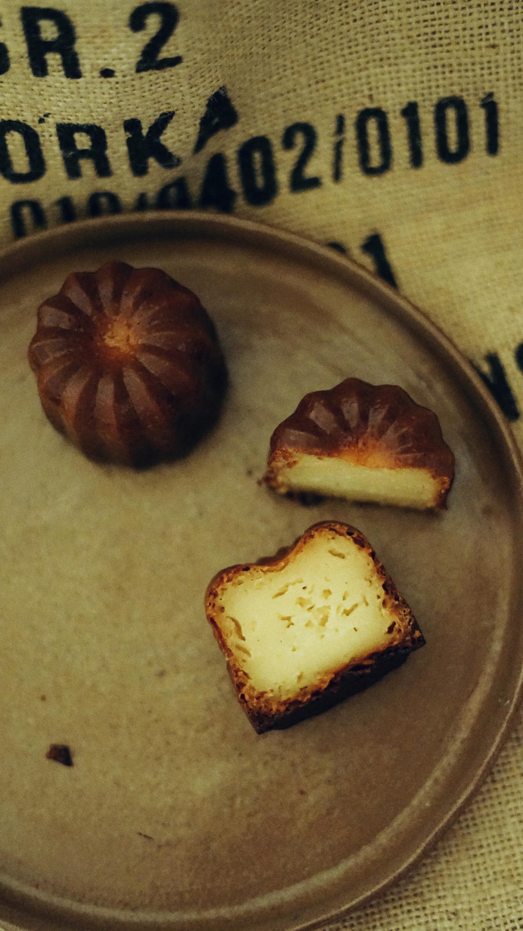 精致又美味的法式可露丽Canelés