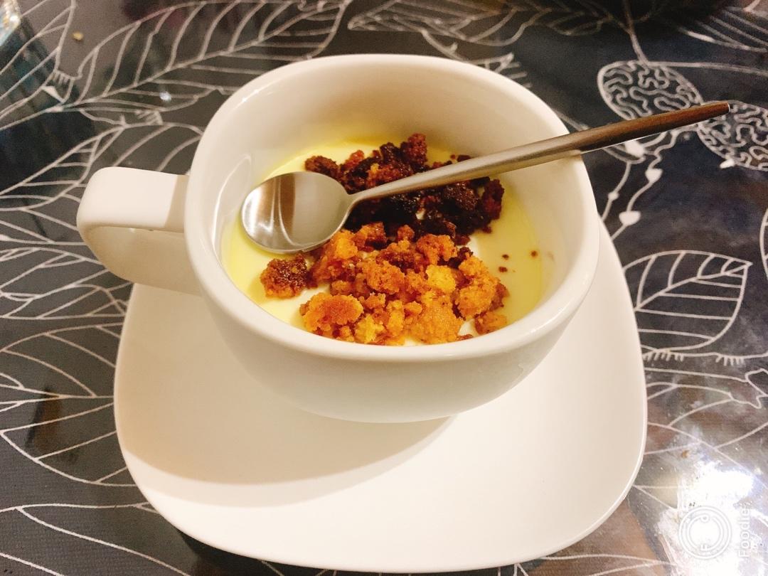 奶香酥粒双皮奶