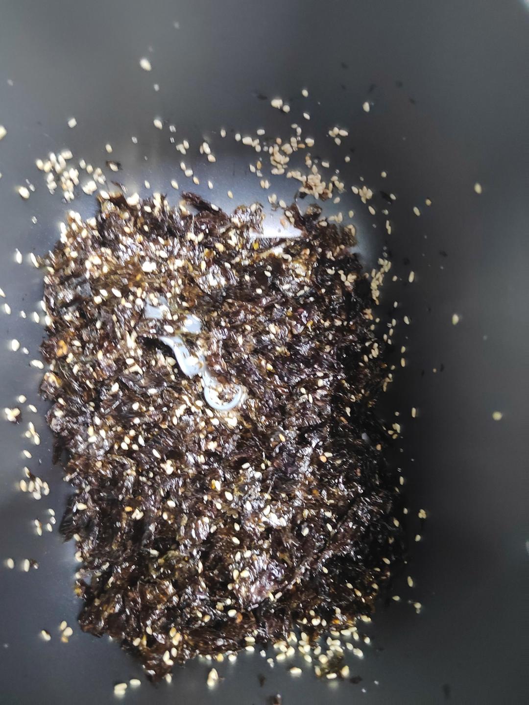 自制拌饭海苔碎(咸香酥脆)