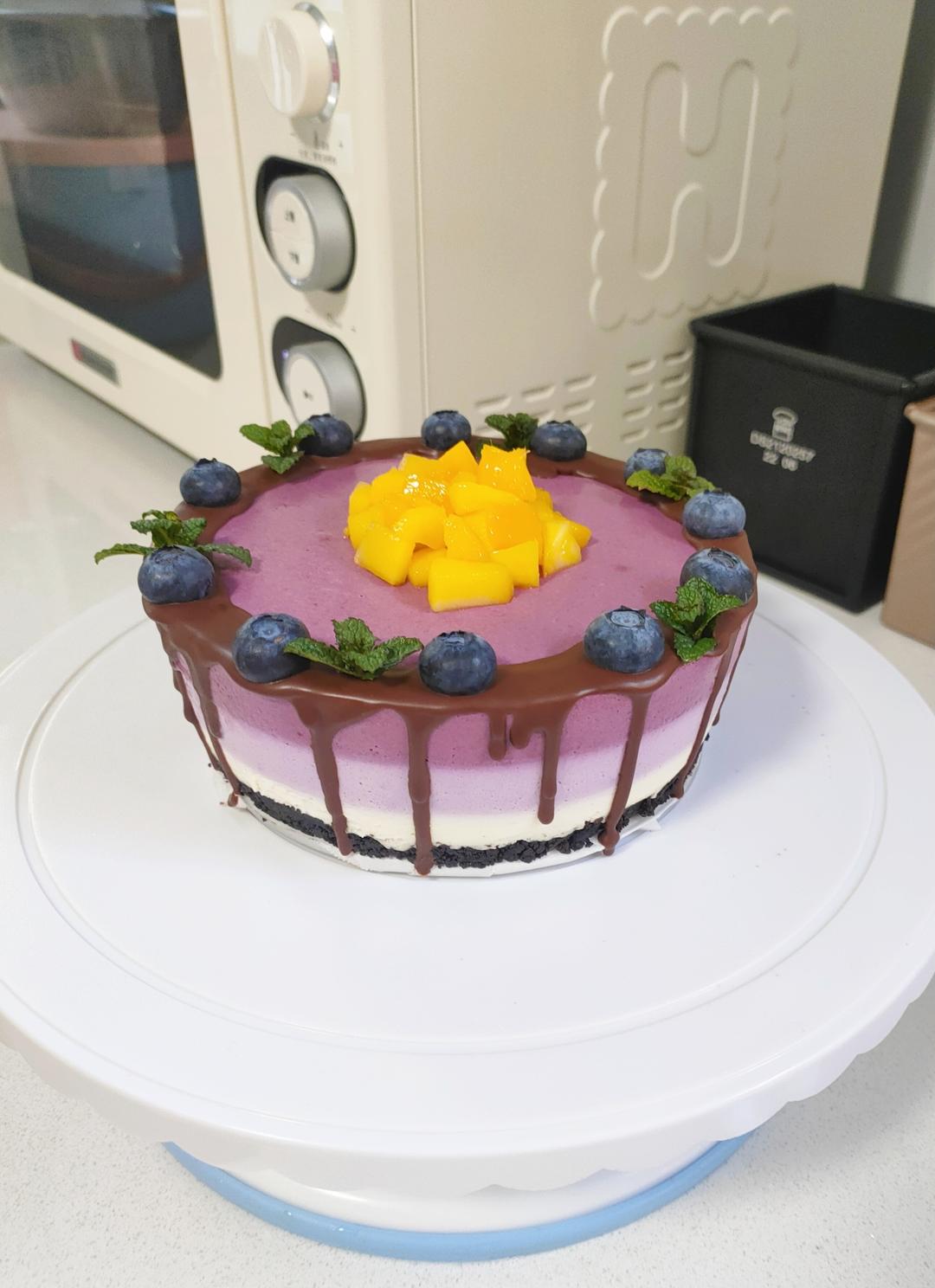 超梦幻的渐变蓝莓冻芝士