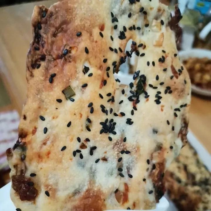 【炫富系列】榨菜鲜肉锅盔 | 外面1个的价钱这里能做8张