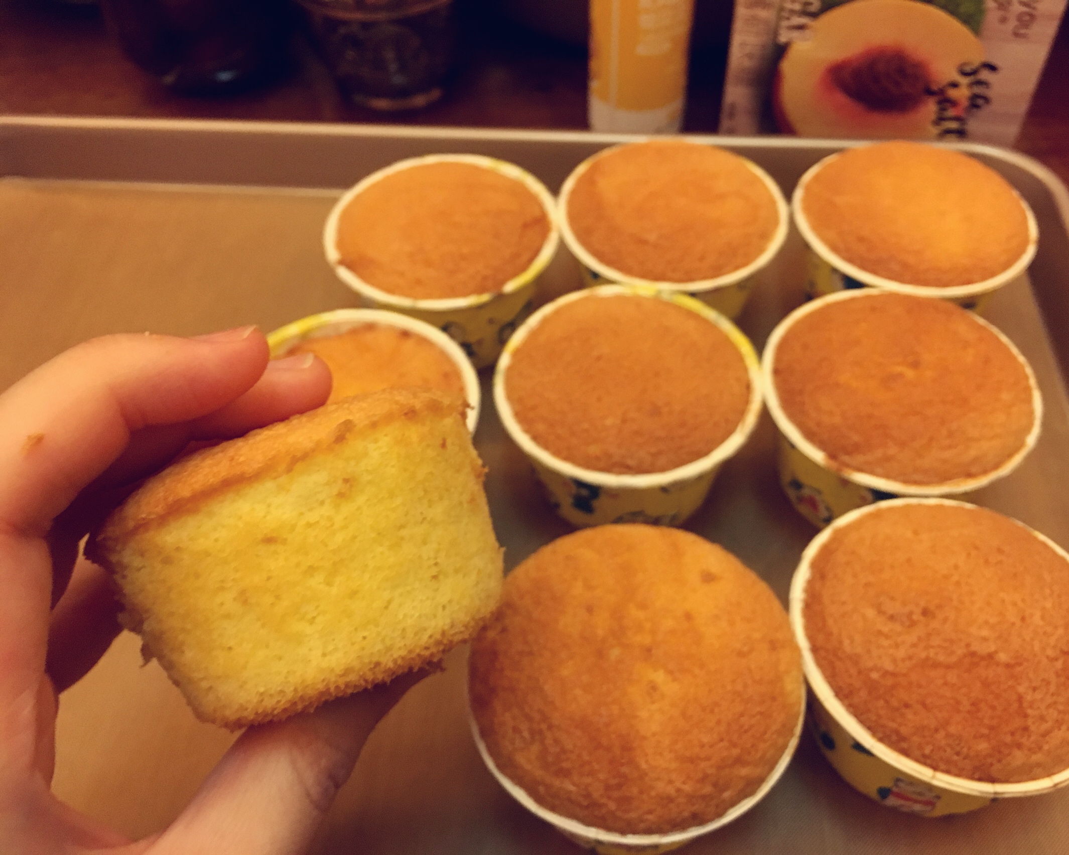 香橙海绵杯子蛋糕的做法